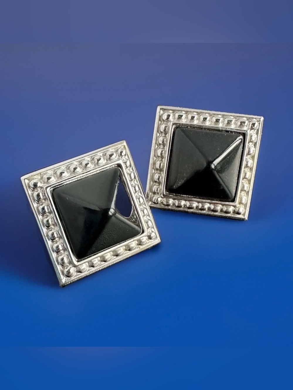 GIVENCHY Authentic Signed Vintage 80s Modernist Black Pyramid Stud Earrings